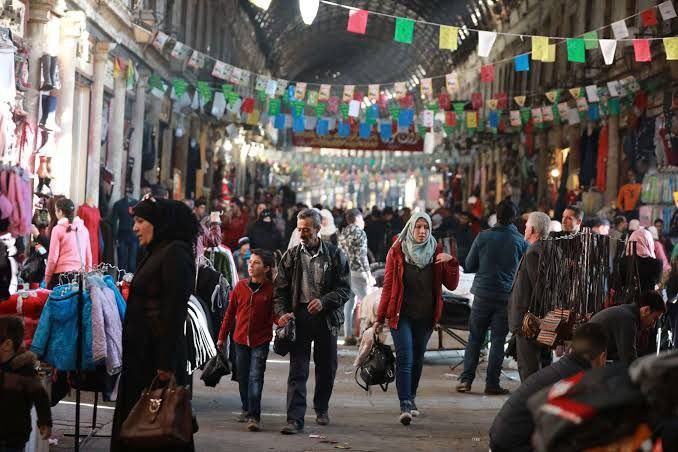 "غرفة تجارة دمشق": موسم الألبس...