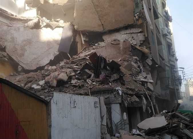 انهيار مبنى يودي بحياة أربعة م...