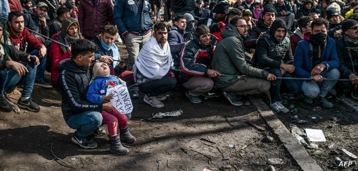 صحيفة بريطانية: اليونان تجبر س...