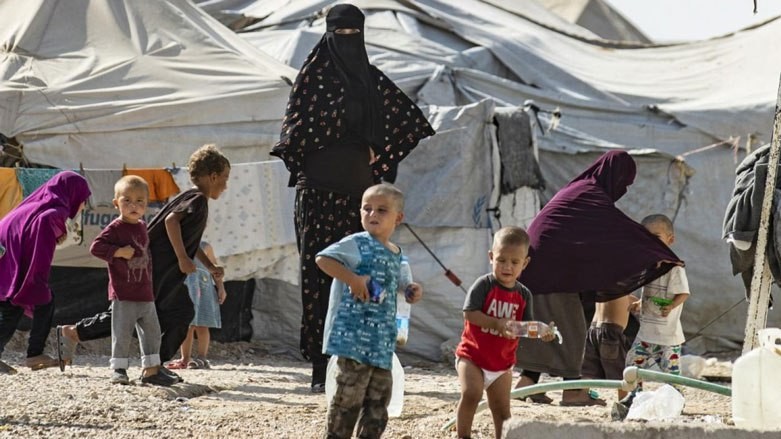 منظمة حقوقية تطالب فرنسا بإعاد...