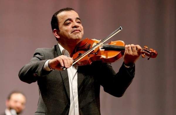 موافقة أمنية تمنع موسيقيا لبنا...