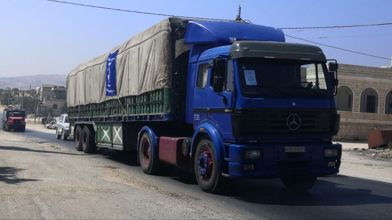 دخول قافلة إغاثية إلى إدلب عبر...