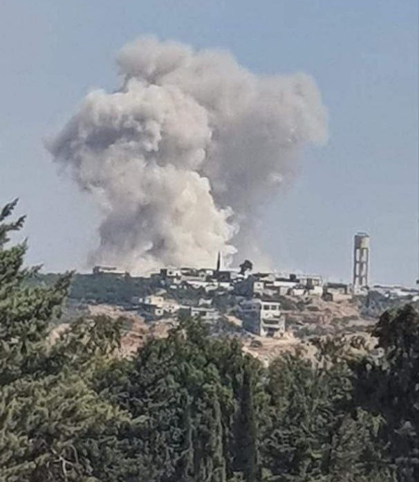 ضحايا بقصف روسي على إدلب ومواج...