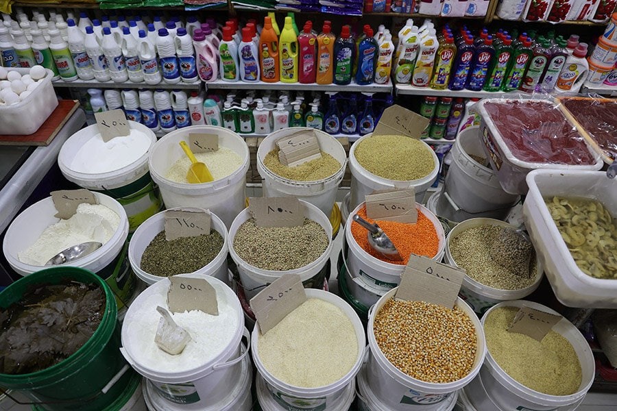 رفع أسعار المواد والسلع الأساس...