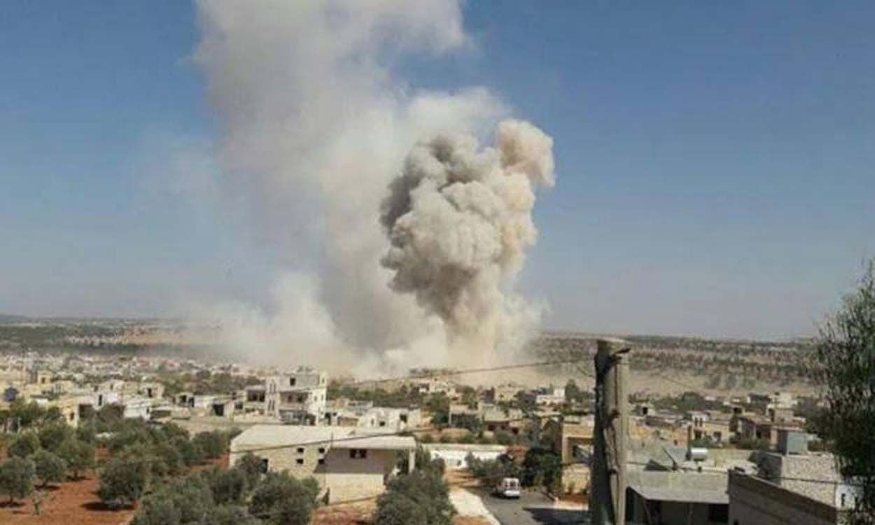 بأكثر من 30 قذيفة.. النظام يكث...