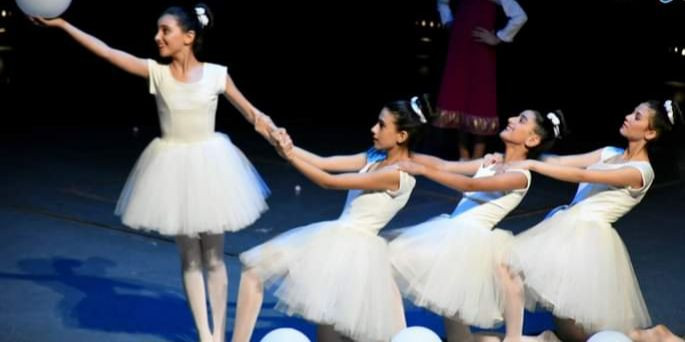 روسيا تحتفل بعيد "وحدتها الوطن...