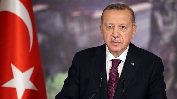 أردوغان يؤكد مواصلة العمليات ا...