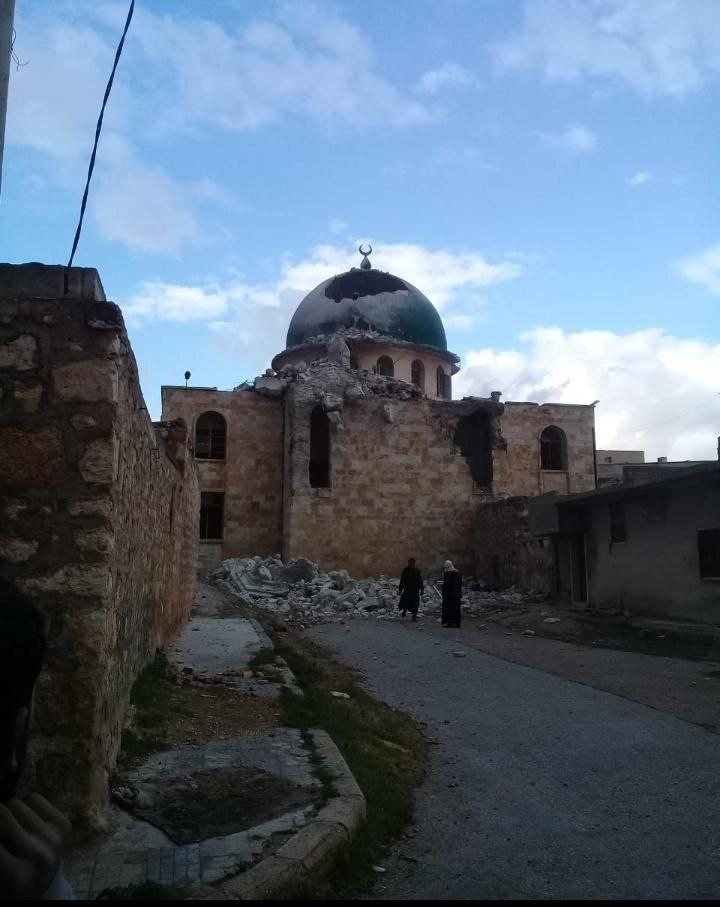 النظام يقصف مسجداً غربي حلب