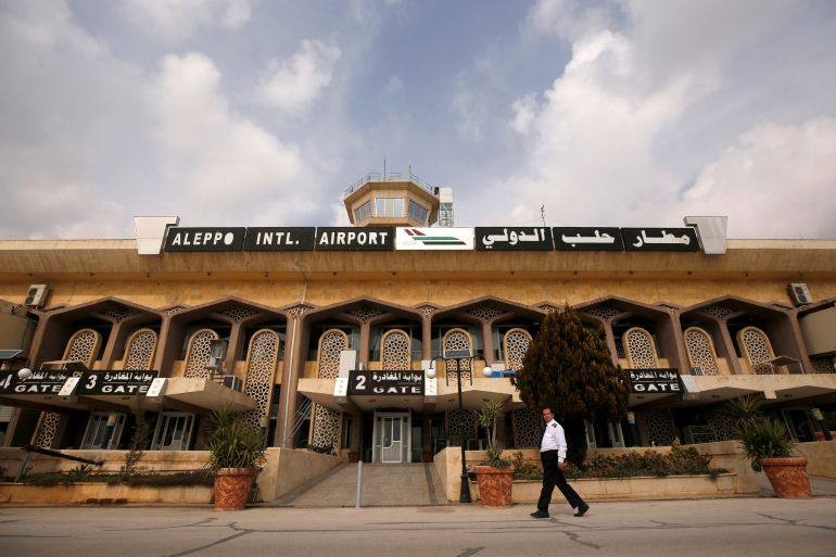 قصـف إسـرائيلي على مطارين في س...