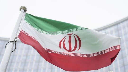 إيران تدين الغارات الإسرائيلية...