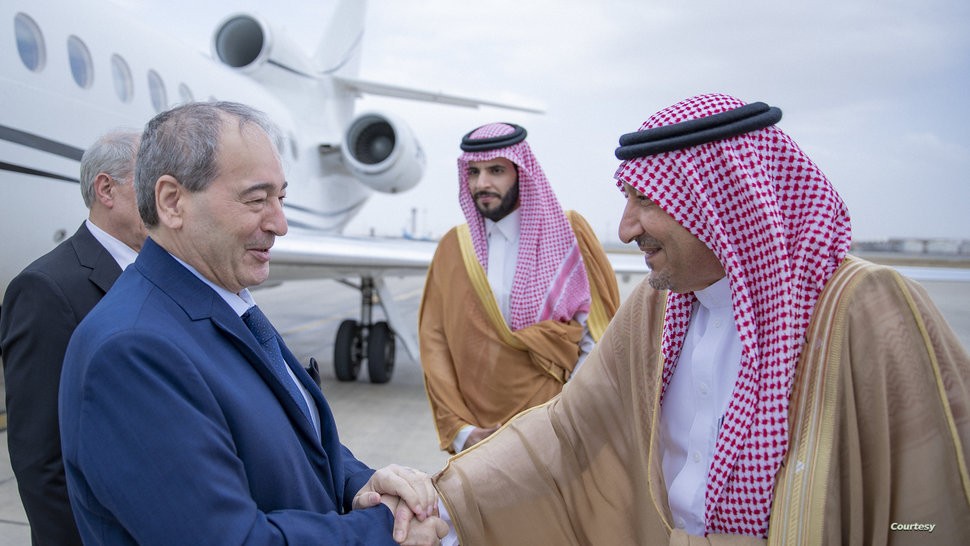 واشنطن تعلق على زيارة وزير خار...