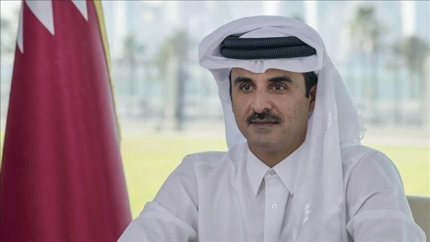 أمير قطر يغادر بشكل مفاجىء قبل...