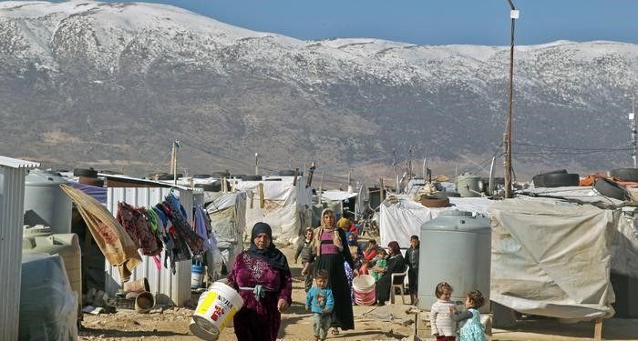 لبنان يوافق على "دولرة" المساع...