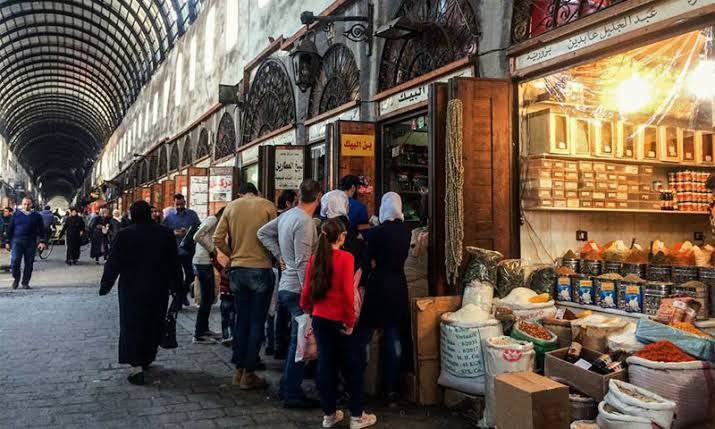بعد فكرة توزيع البيض خبير اقتص...