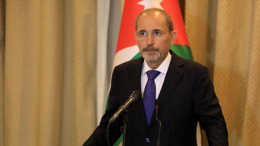 أيمن الصفدي: بدأنا بحل "الأزمة...