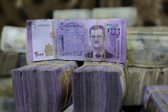 نظرية المؤامرة تعود مجددا على...