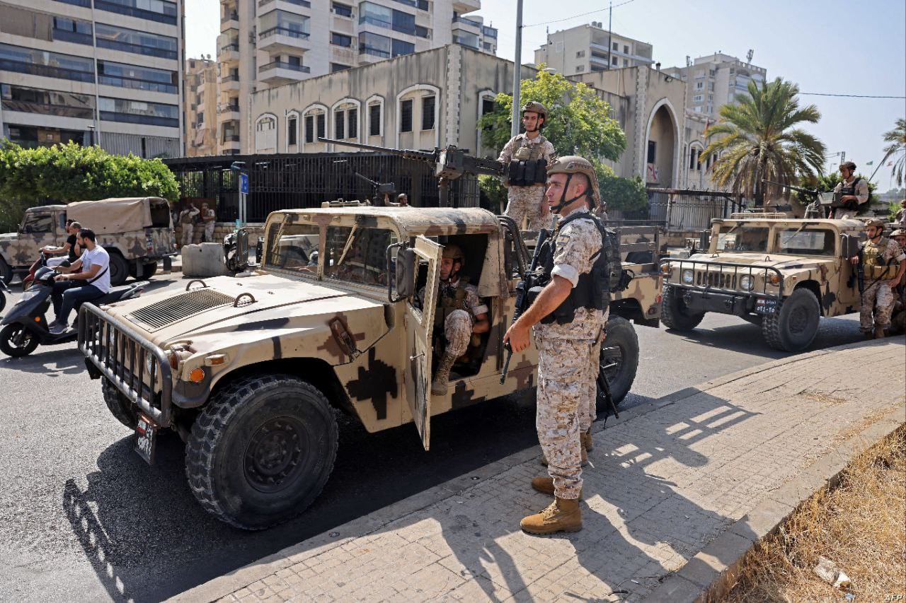الجيش اللبناني يعتقل سوريا مته...