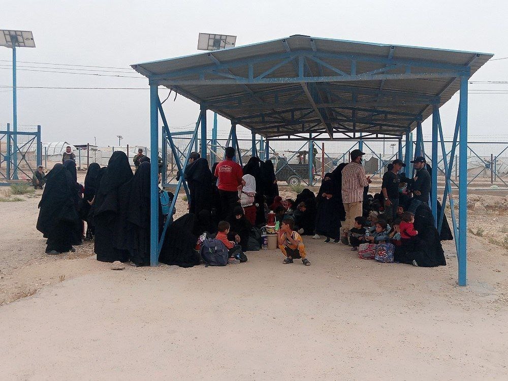 خروج دفعة من العوائل العراقية...