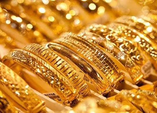 غرام الذهب يرتفع في السوق المح...