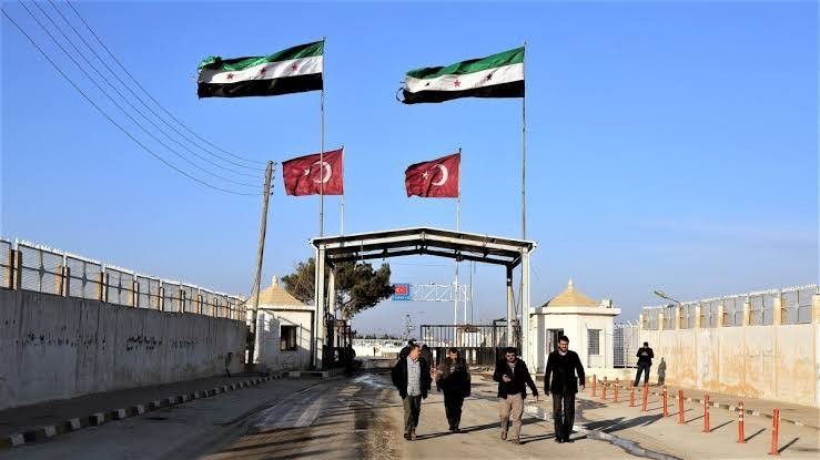 إدانة حقوقية لفرض رسوم مالية ع...
