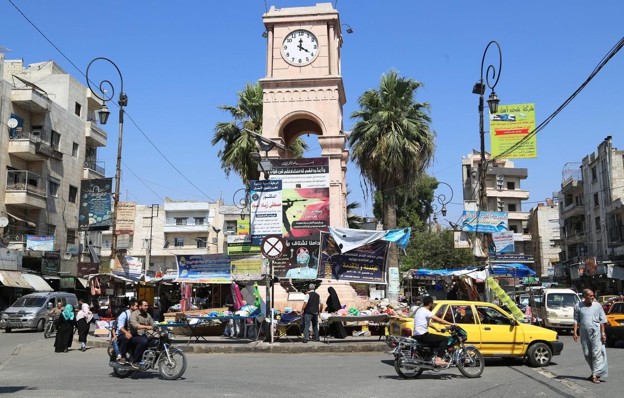 "الهيئة" تعتقل مسؤولين في صفوف...
