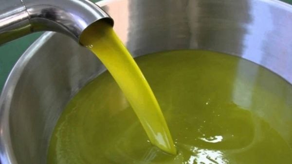 ارتفاع سعر صفيحة الزيت في درعا...