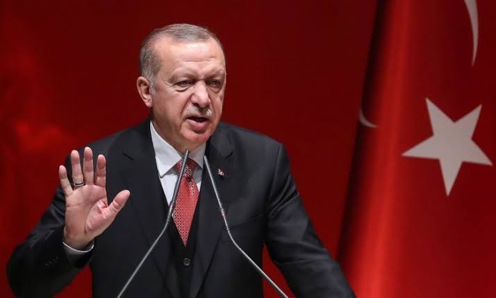أردوغان: لن نسمح بكيان ارهابي...
