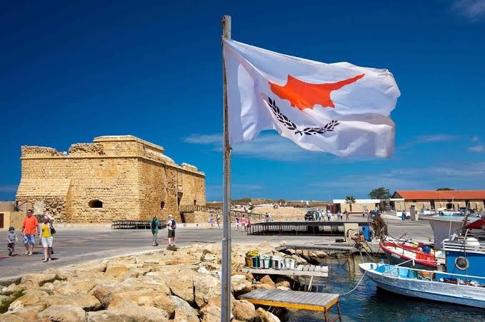 بسبب اللاجئين.. قبرص تطالب بتص...