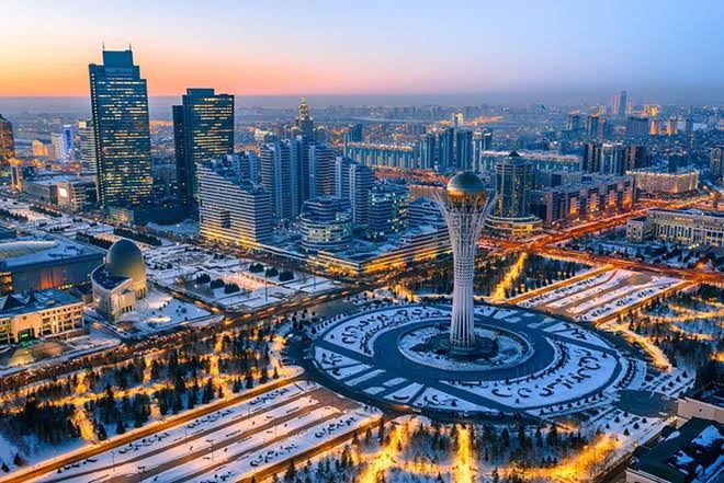 كازاخستان تعتزم إرسال قوات إلى...