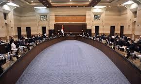 خبير اقتصادي"كيف يقبض وزراء حك...