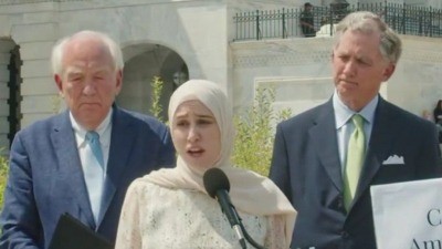 الأمريكية ابنة كم ألماز تطالب...