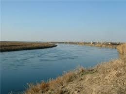 قرار بمنع الأهالي من التنزه  و...