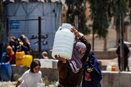 "الإنقاذ الدولية" تُحذّر من خط...