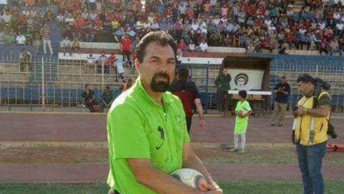"علقة ساخنة" بأبعاد طائفية لحك...