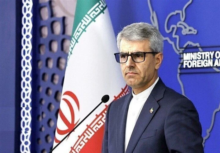 إيران تدين غارات إسرائيل على س...