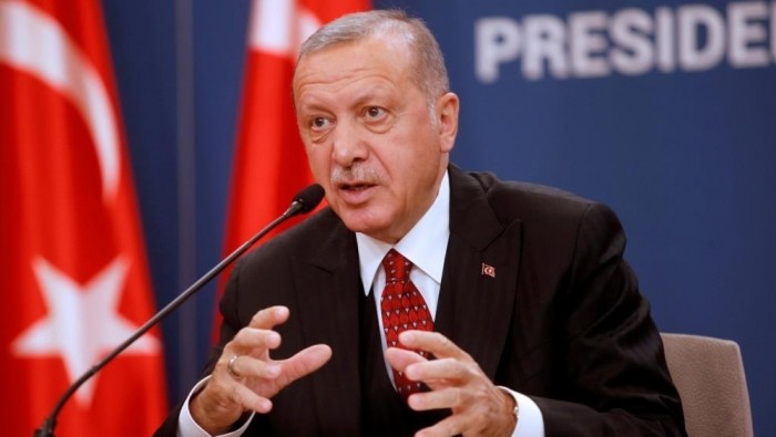 أردوغان يهدد بفتح الحدود أمام...