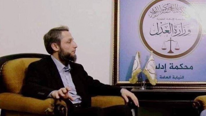 3050368622-crop.jpg