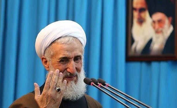 خطيب طهران: يجب نزع سلاح الأمر...