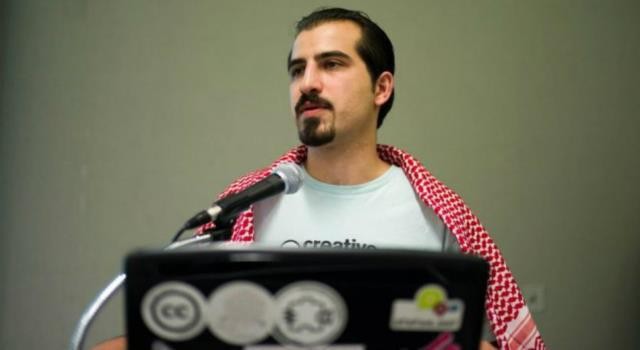 بعد سنوات من اعتقاله في سجون ا...