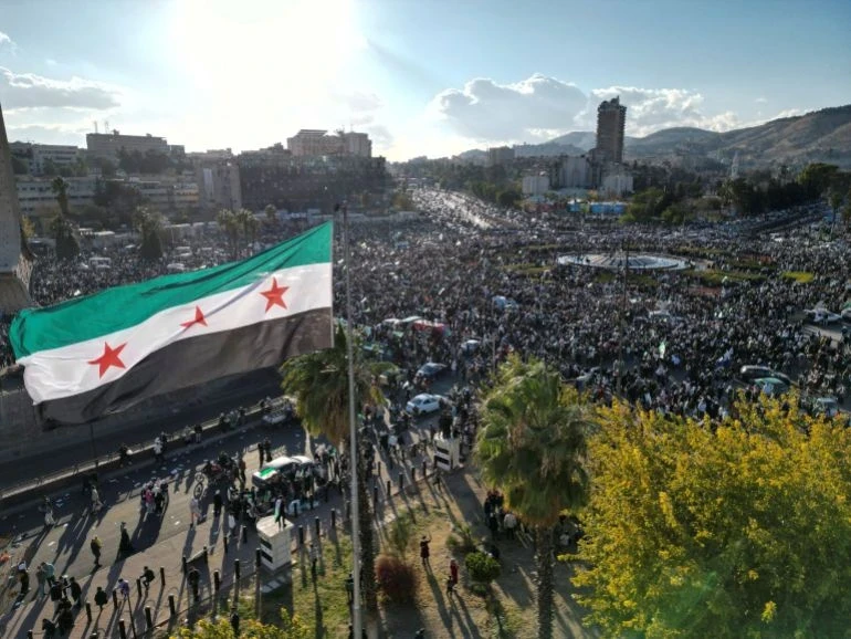دمشق تعفي مواطني 4 دول من التأ...