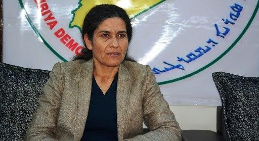 برعاية موسكو.. رئيسة "مسد" تلت...