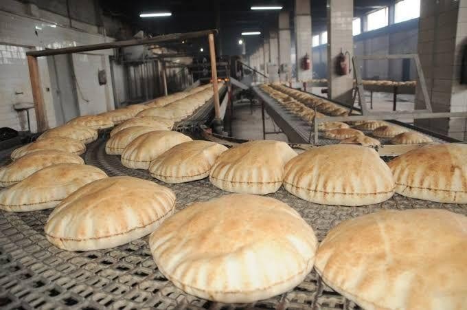 مدير المخابز التابع للنظام: ال...