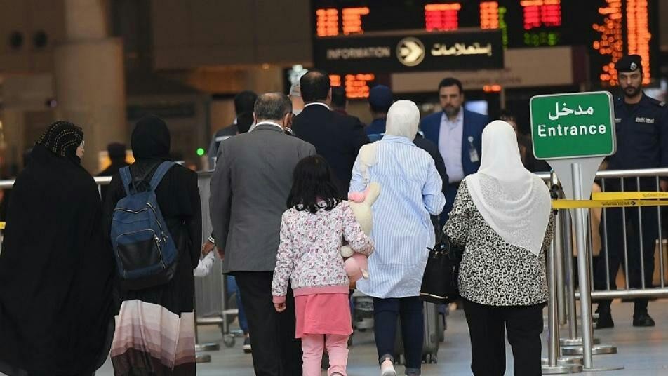 الكويت تقرر ترحيل 9 آلاف سوري...
