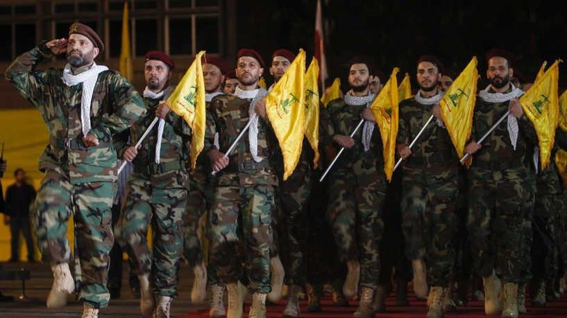 صحيفة تلغراف: "حزب الله" يدرب...