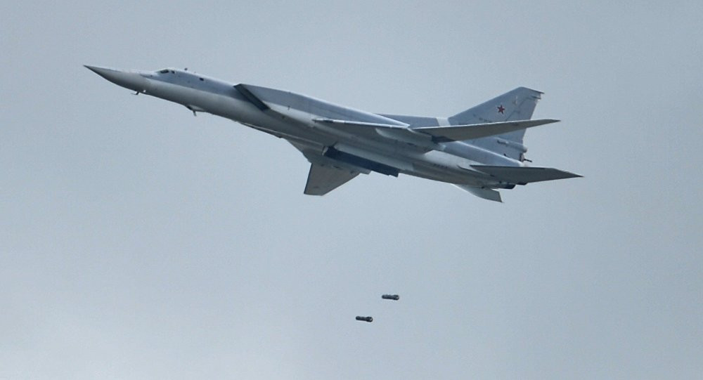 شهداء مدنيون بغارات روسية على...