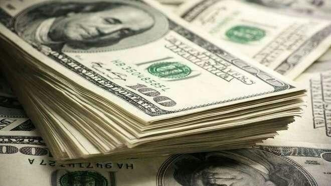تراجع طفيف لسعر الليرة السورية...