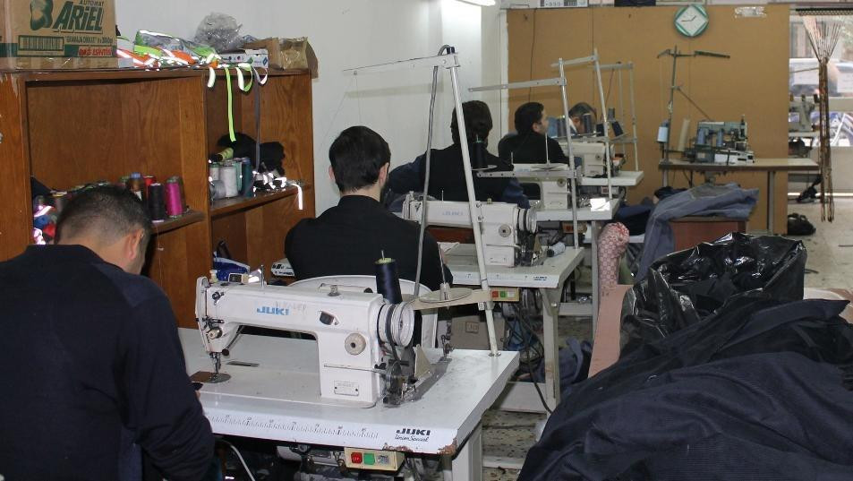 مسؤول أممي: 69% من السوريين في...