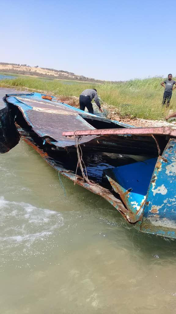 قيادي في "قسد" يفجر قوارب الصي...