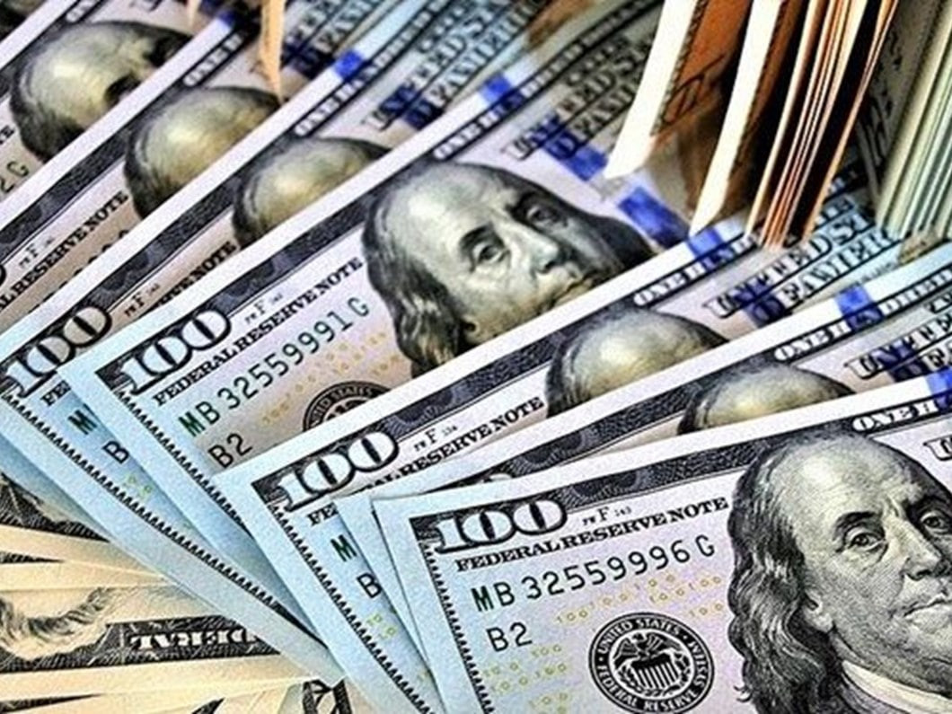 انهيار حاد بسعر صرف الليرة الس...