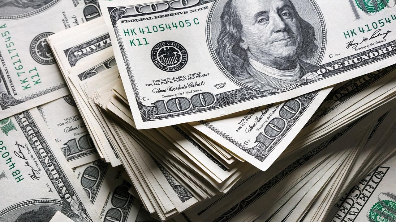 تحسن سعر صرف الليرة السورية مق...